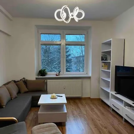 Rodinny Apartman Nedaleko Centra Banska Bystrica Exterior photo
