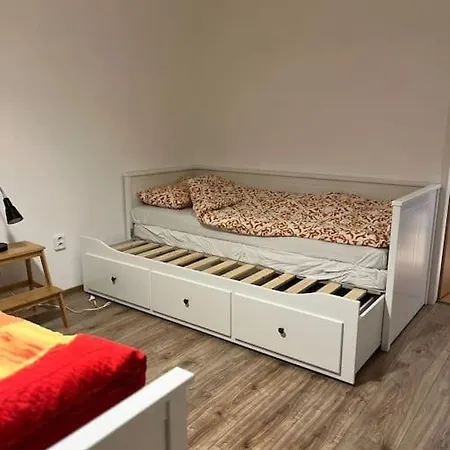 Rodinny Apartman Nedaleko Centra Banska Bystrica Exterior photo